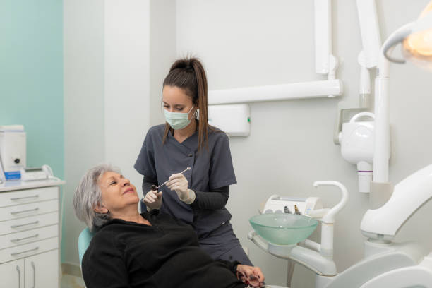 Best Emergency Dentist for Knocked-Out Tooth in Fulton, IL